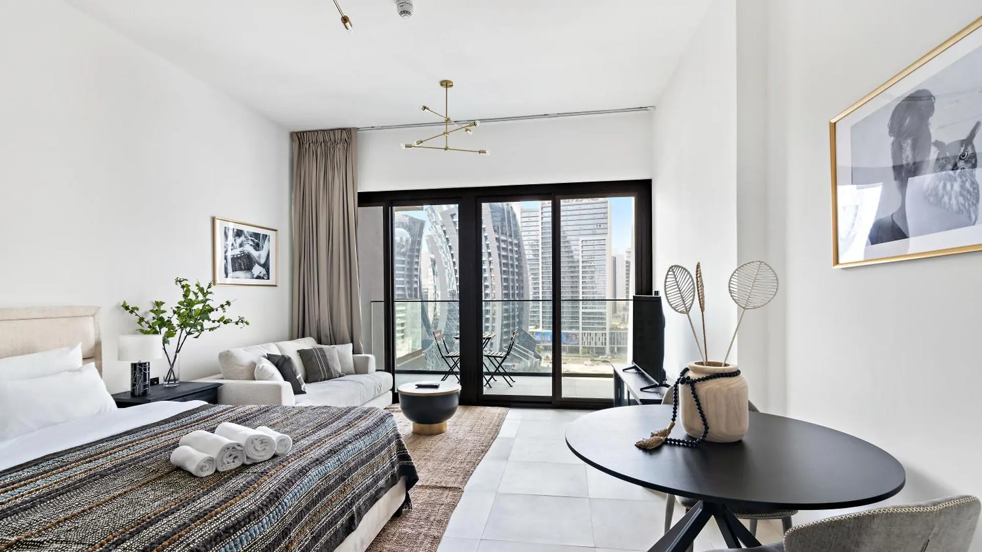 Furnished Apartment Binghatti Canal - Burj Khalifa View, Dubai