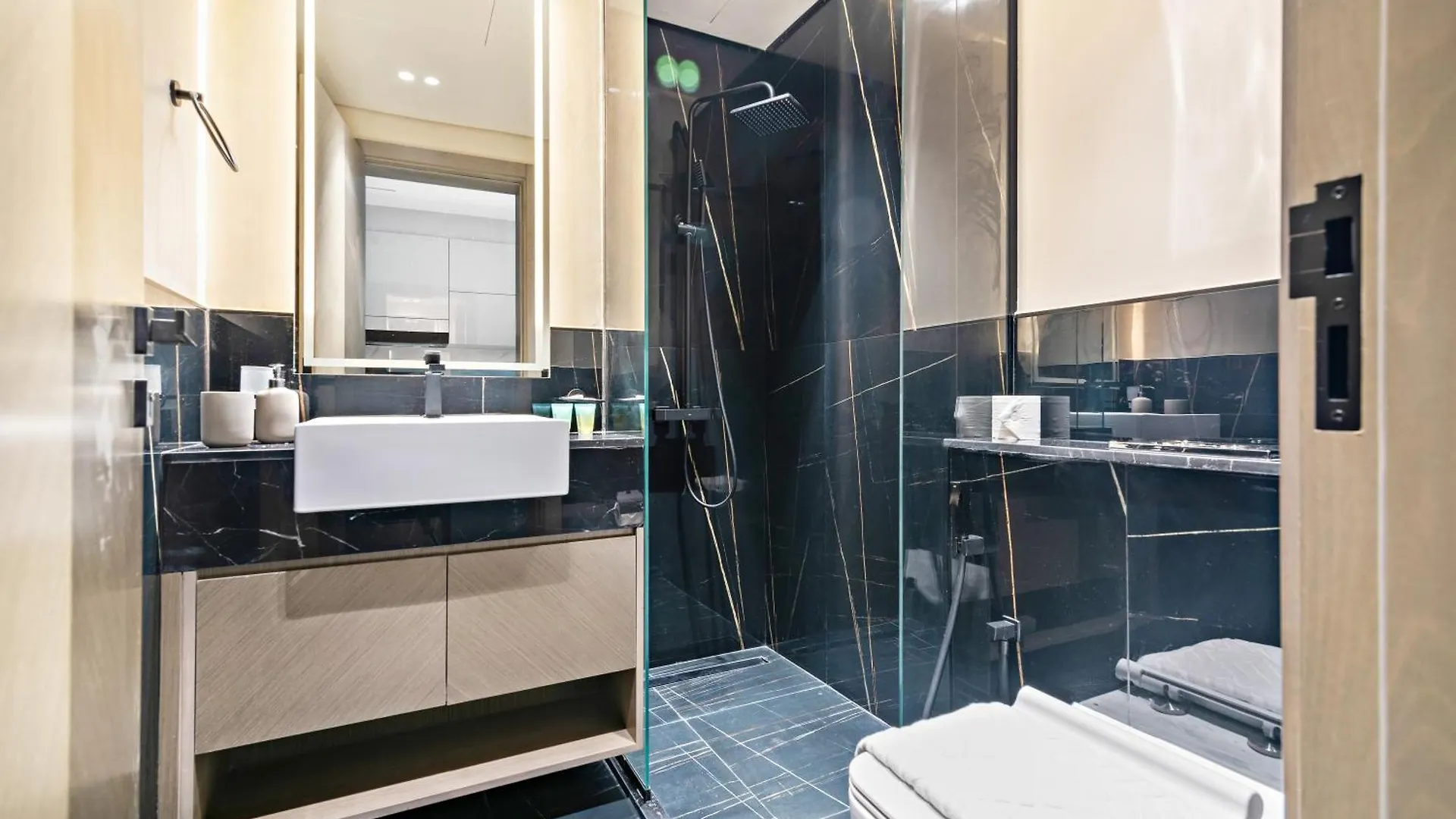 Furnished Apartment Binghatti Canal - Burj Khalifa View, Dubai
